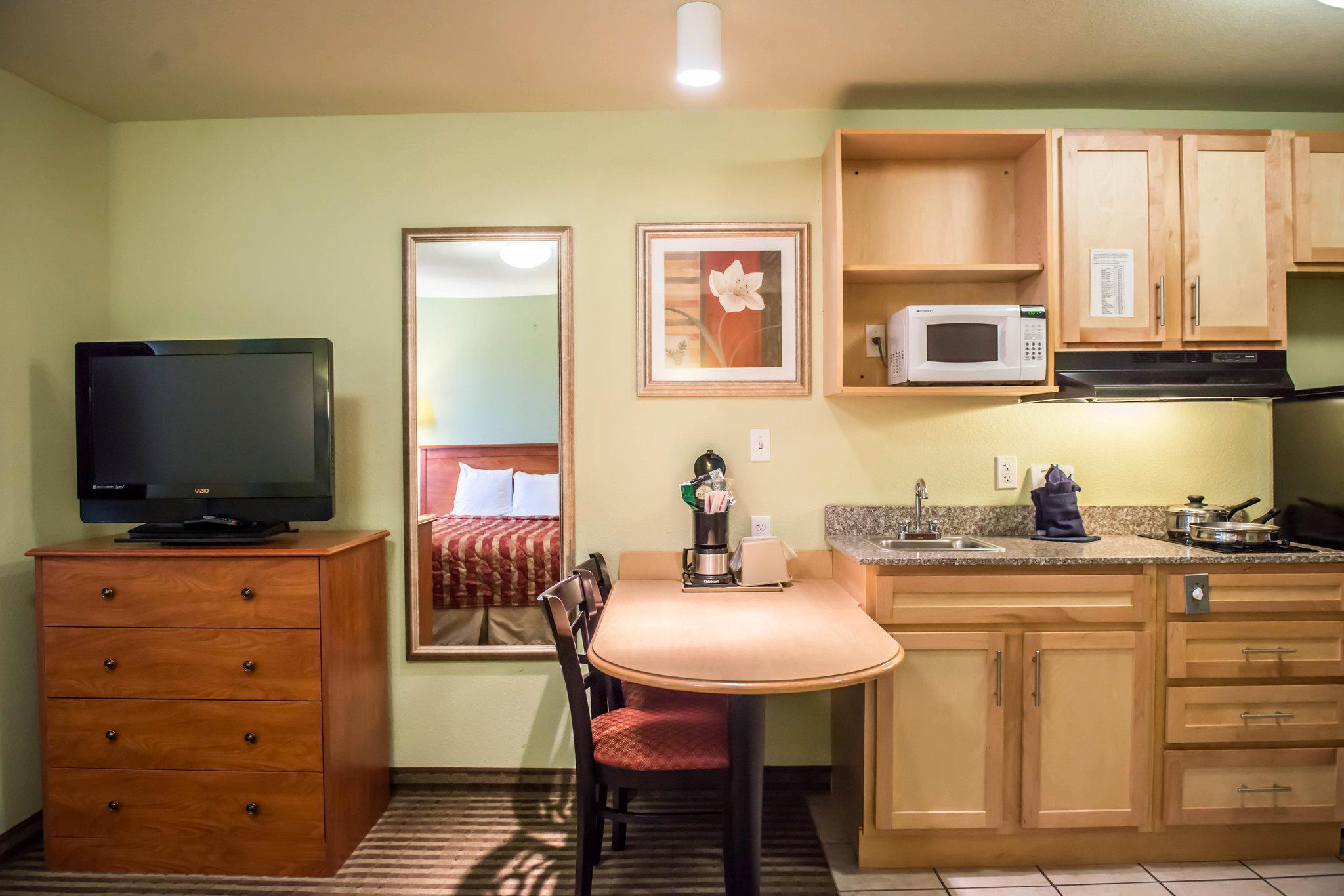 Suburban Studios Near Panama City Beach Exterior photo